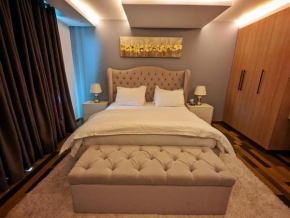 Executive One Bedroom Apartment Gold Crest Mall DHA Phase 4